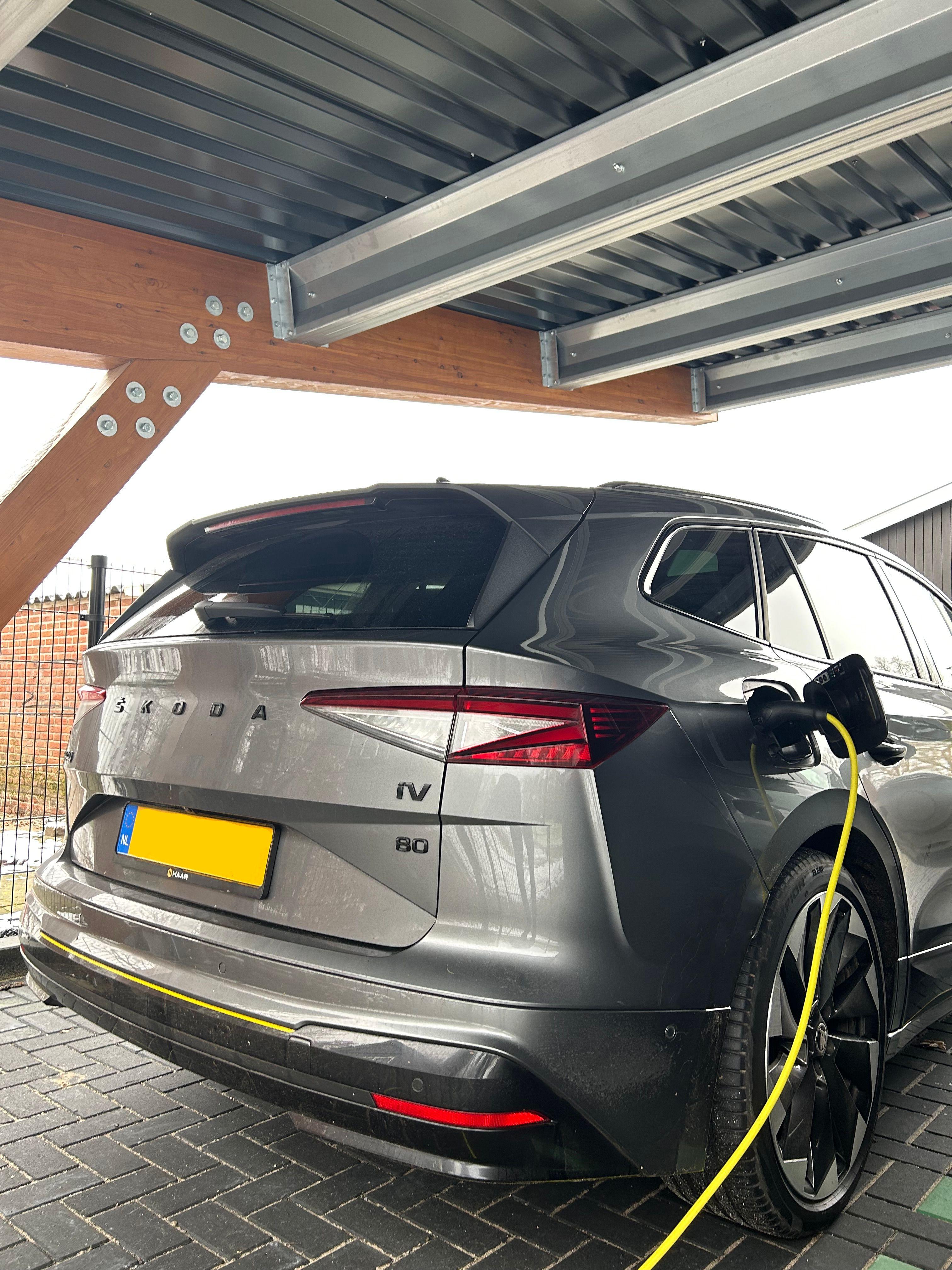 Zonnecarport voor auto's